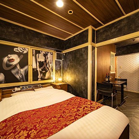 Namba Alpha (Adults Only) Hotel Osaka Bagian luar foto