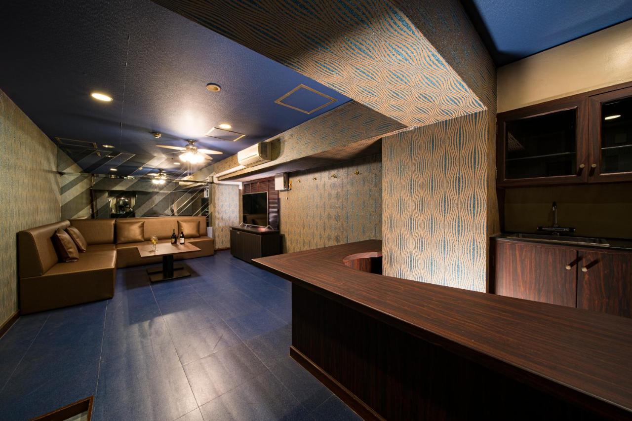 Namba Alpha (Adults Only) Hotel Osaka Bagian luar foto
