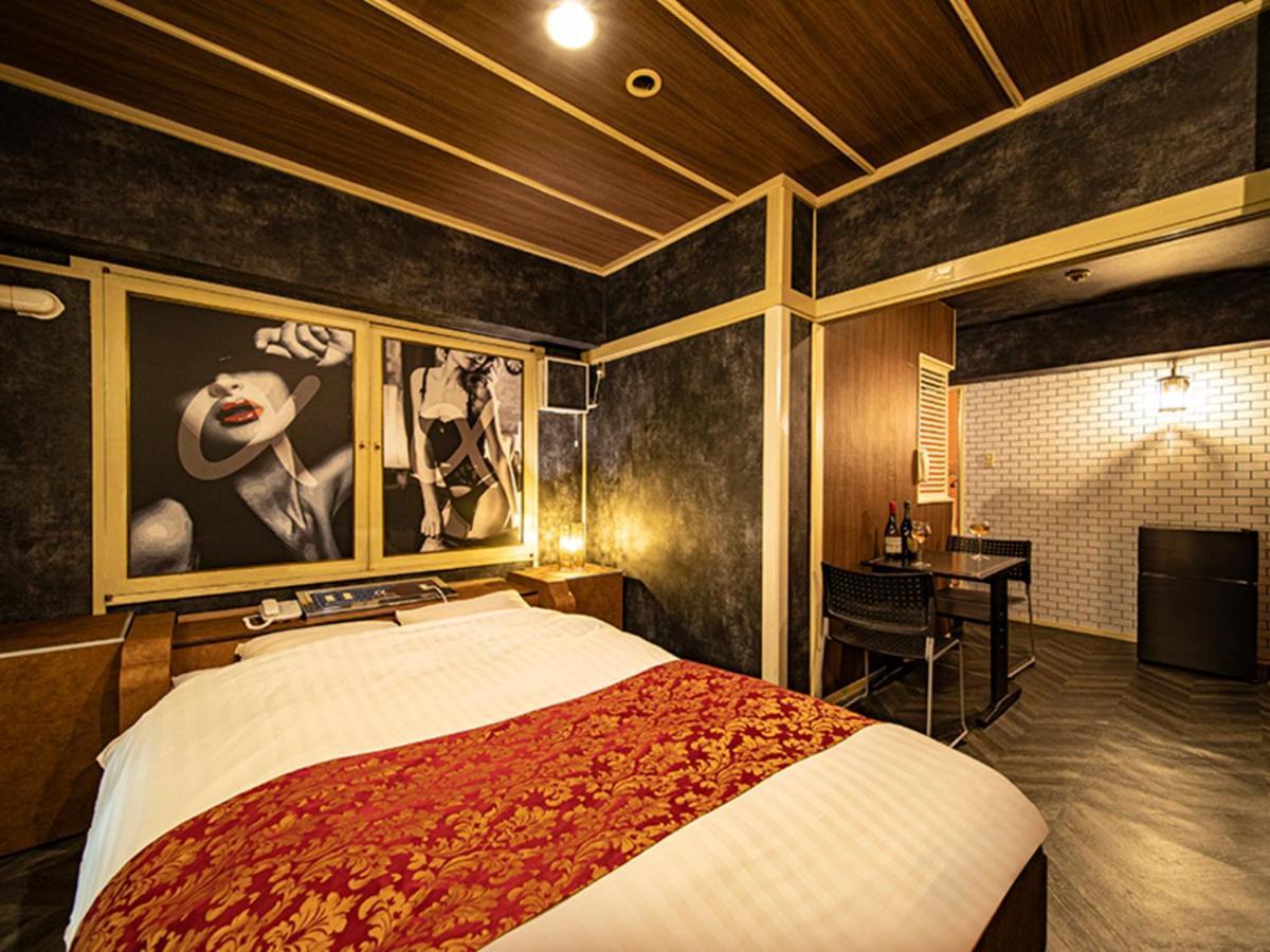 Namba Alpha (Adults Only) Hotel Osaka Bagian luar foto
